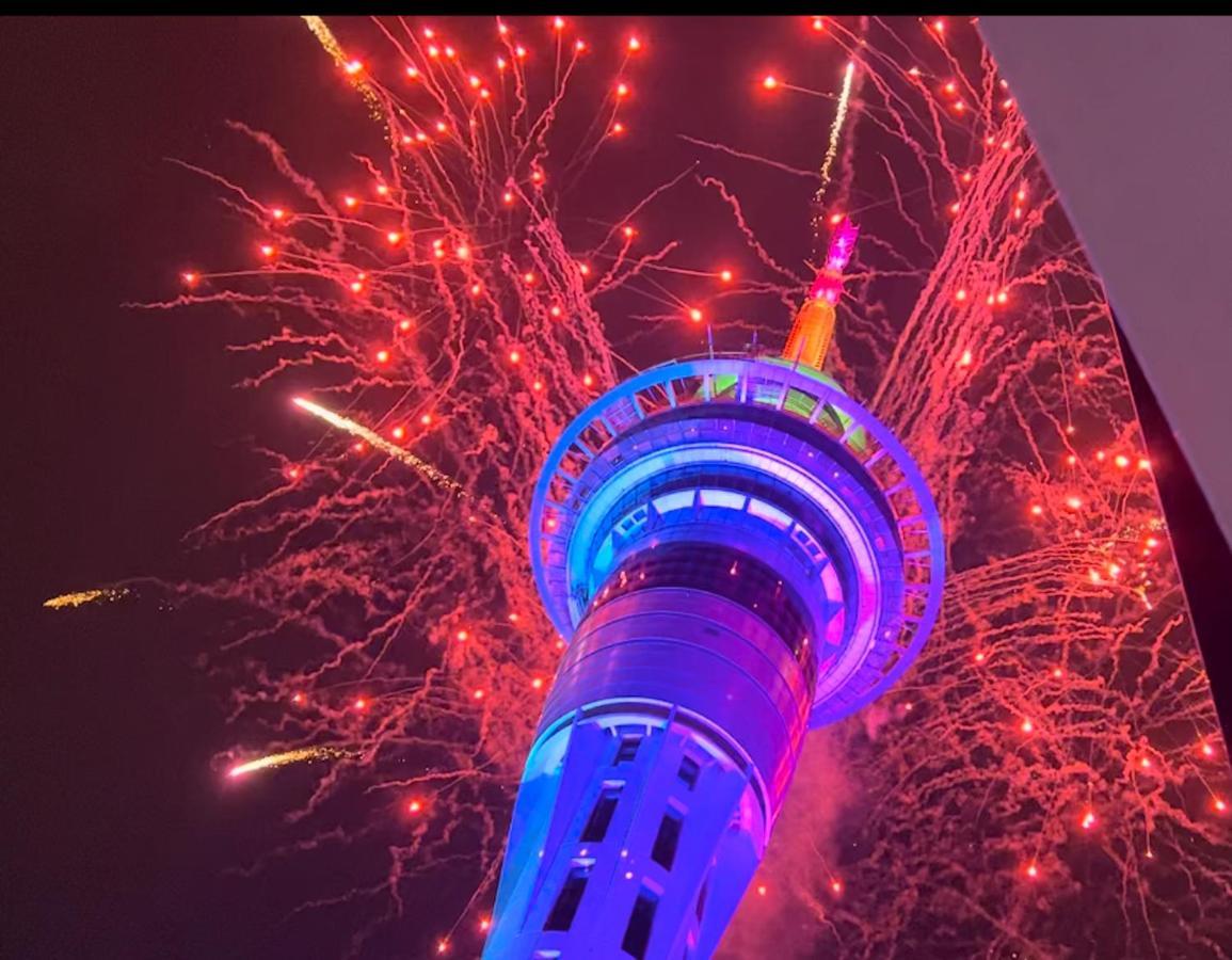 Skytower View And Seaview 2 Bedroom Apartment Auckland Exterior photo